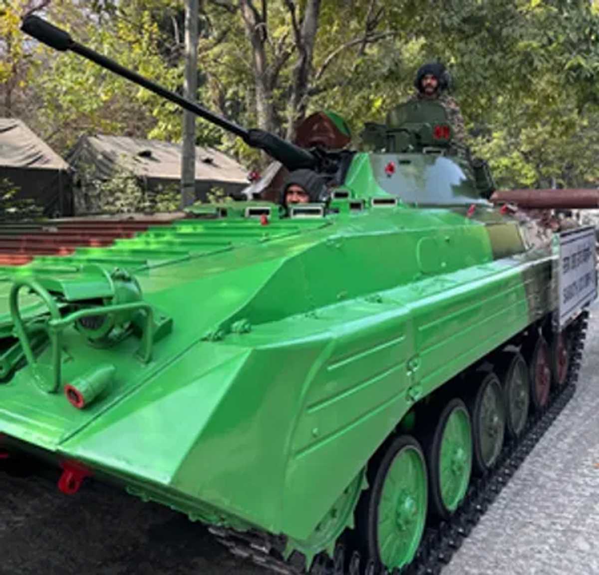 गणतंत्र दिवस की परेड में सेना के आधुनिक हथियारों के साथ दिखेगी आत्मनिर्भर भारत की झलक